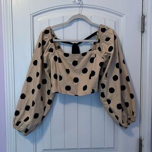 Cropped linen polka dot tie back puff sleeve top